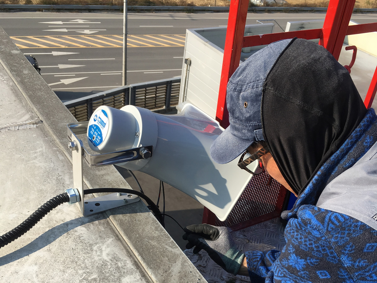 Speaker installation using corrosion-resistant brackets and fasteners