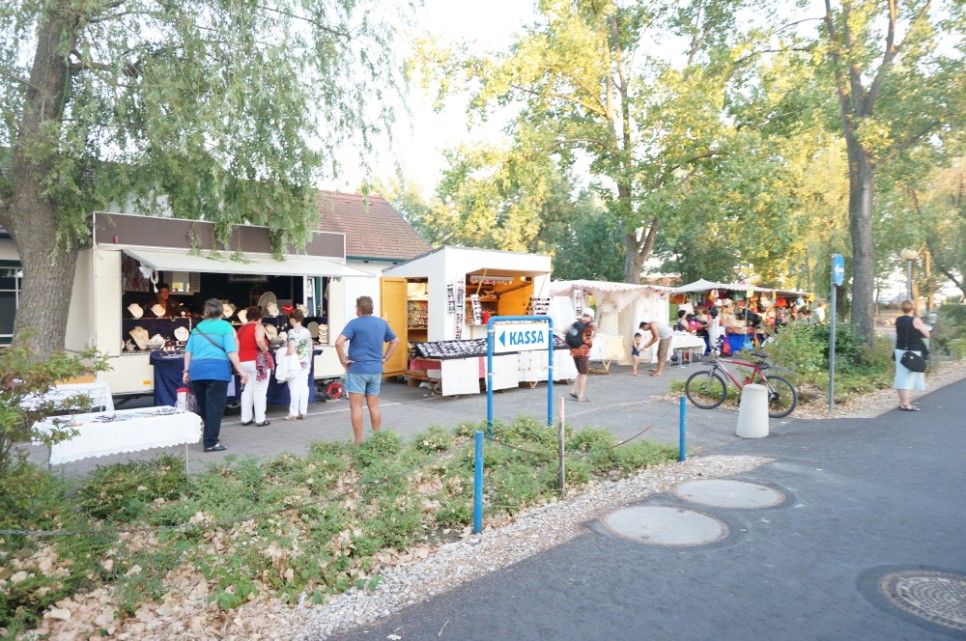 Mörbisch Lake Stage - Street Shops